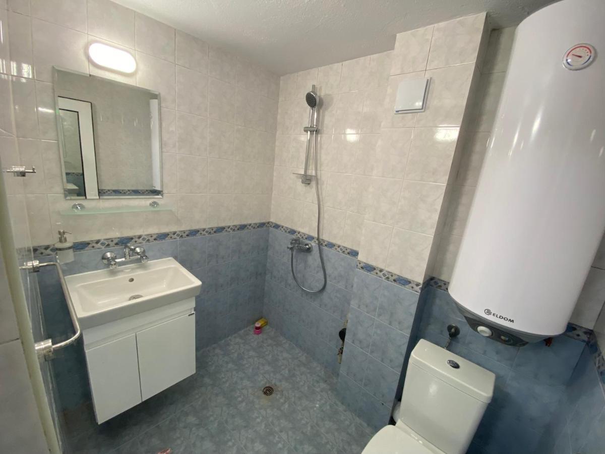 Centrally Located Apartment In 바르나 외부 사진