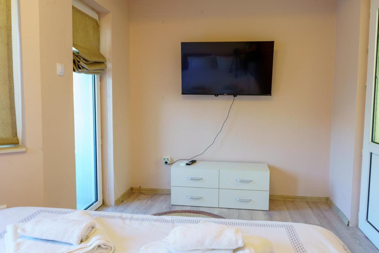 Centrally Located Apartment In 바르나 외부 사진