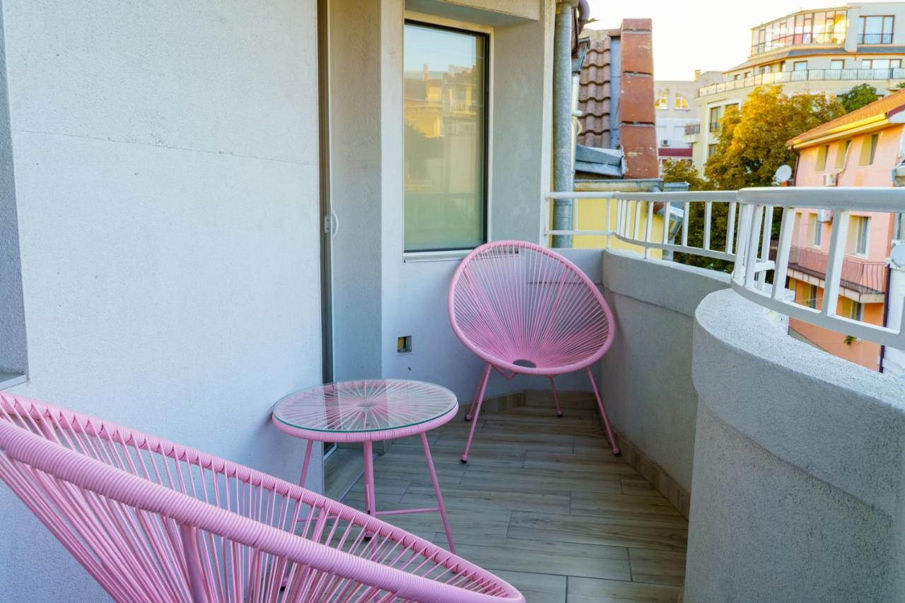 Centrally Located Apartment In 바르나 외부 사진