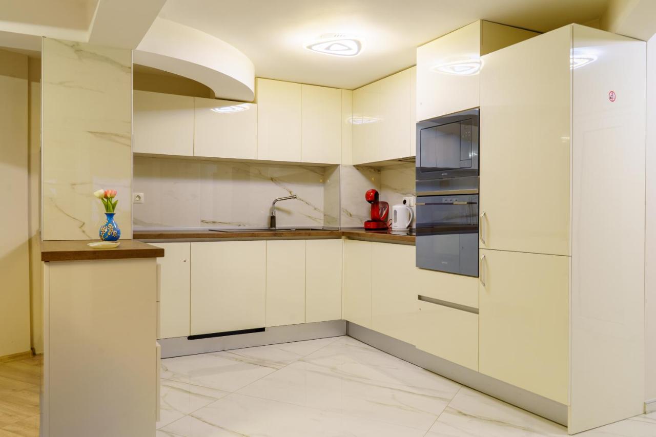 Centrally Located Apartment In 바르나 외부 사진